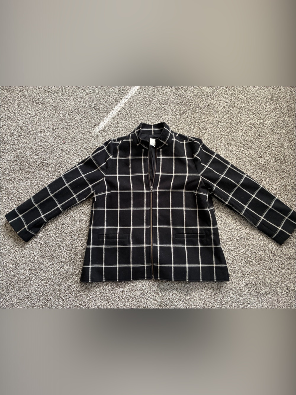 ⭐️ J JILL Black Windowpane Zip Front Women's Coat